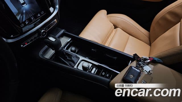 Volvo S60 2019 — Şəkil 7/20