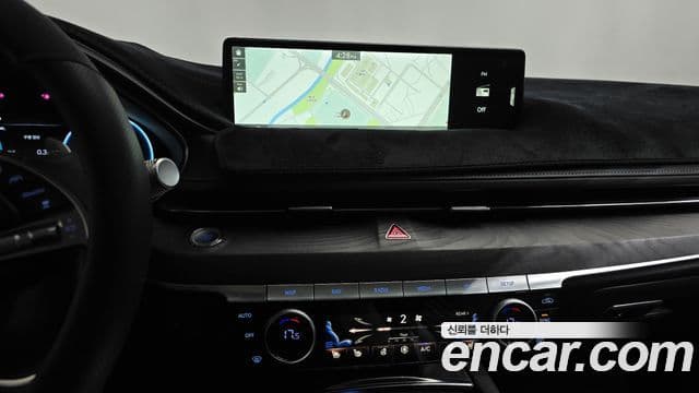 Genesis Electrified G80 2020 — Şəkil 12/20