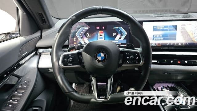 BMW 5 Series 2024 — ფოტო 12/20
