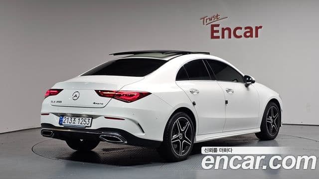 Mercedes-Benz CLA-Class 2023 — Фото 2/20
