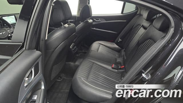 Genesis G70 2019 — Şəkil 12/20