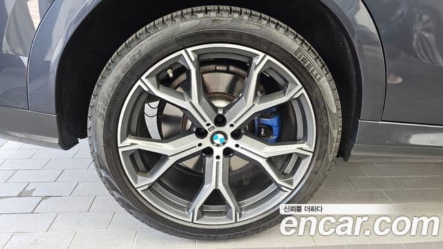 BMW X6 2021 — ფოტო 5/20
