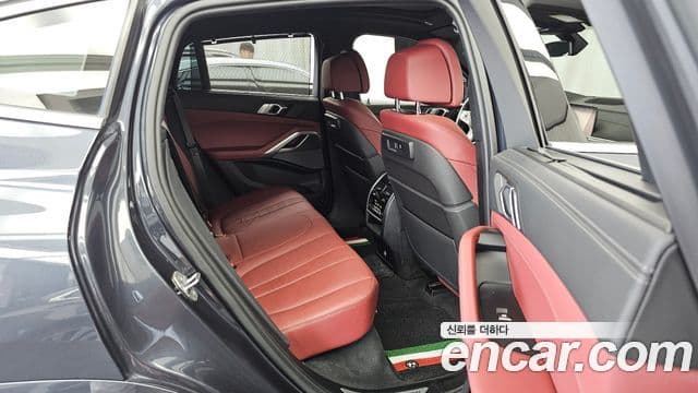 BMW X6 2021 — ფოტო 12/20