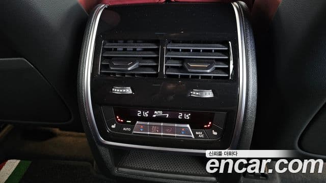 BMW X6 2021 — ფოტო 19/20