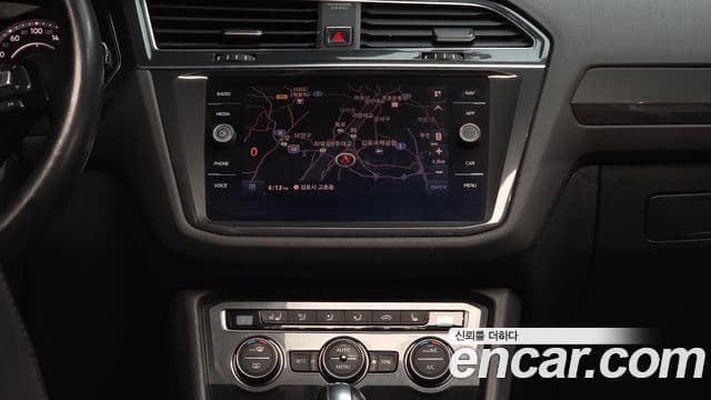 Volkswagen Tiguan Allspace 2018 — Фото 14/20