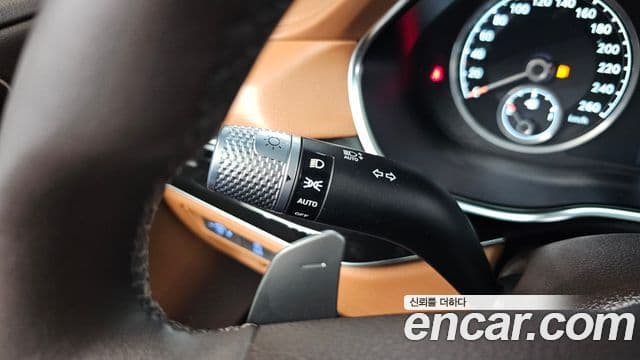 Genesis Electrified G80 2022 — Şəkil 17/20