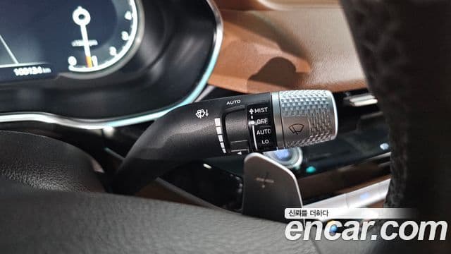 Genesis Electrified G80 2022 — Şəkil 18/20