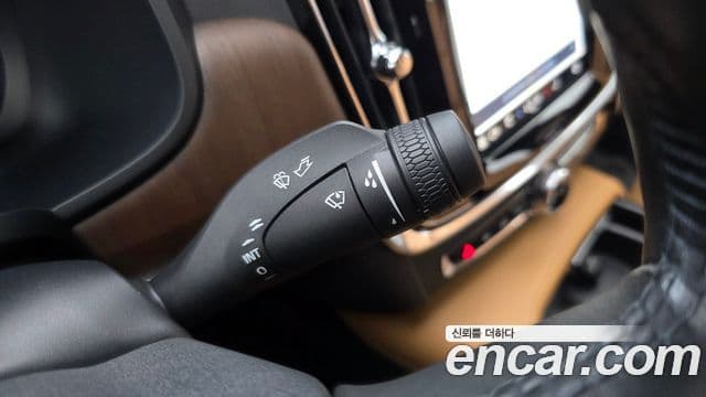 Volvo S90 2022 — ფოტო 20/20