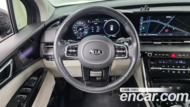 Kia Carnival 2021 — Фото 13/20