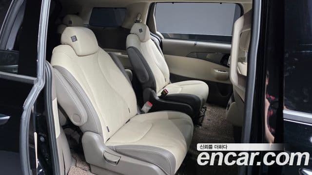 Kia Carnival 2024 — Şəkil 12/20