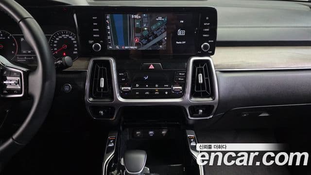 Kia Sorento 2022 — Photo 10/20