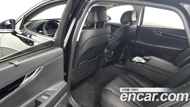 Genesis Electrified G80 2020 — Şəkil 11/20