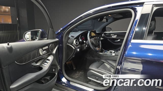 Mercedes-Benz GLC-Class 2019 — Фото 8/20
