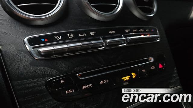 Mercedes-Benz GLC-Class 2019 — Фото 18/20