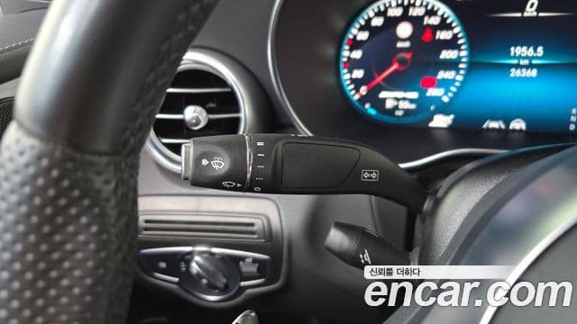 Mercedes-Benz GLC-Class 2022 — ფოტო 1/36
