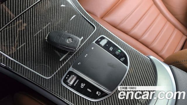 Mercedes-Benz GLC-Class 2022 — ფოტო 3/36