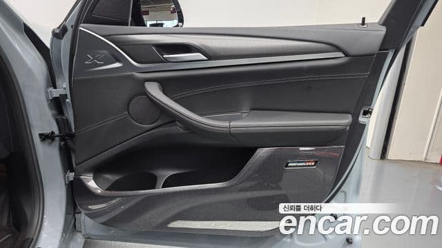 BMW X3 2024 — Photo 9/33