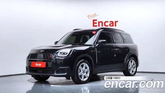 Mini Cooper S Countryman 2024 — Фото 1/20