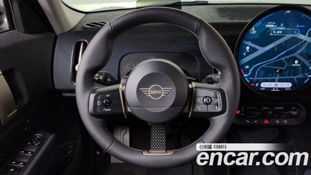 Mini Cooper S Countryman 2024 — Фото 13/20