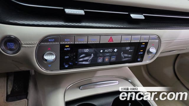 Genesis G90 2023 — Photo 11/20