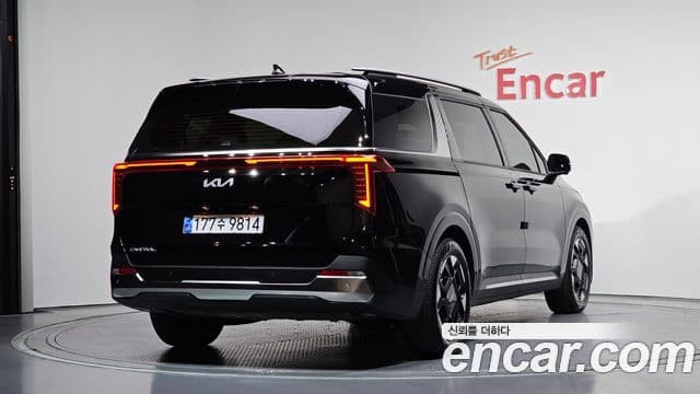 Kia Carnival 2024 — Photo 22/35