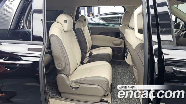 Kia Carnival 2024 — Photo 12/35