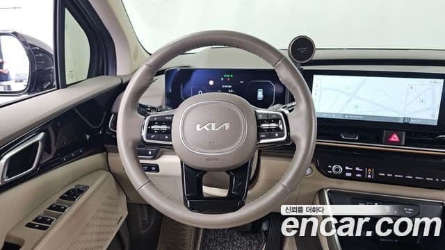 Kia Carnival 2024 — Photo 30/35