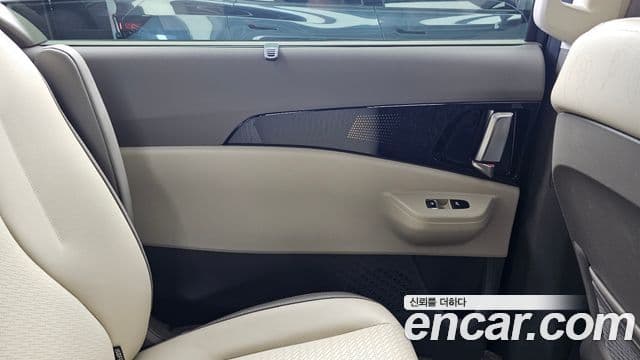 Kia Carnival 2024 — Photo 26/35