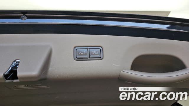 Kia Carnival 2024 — Photo 10/35