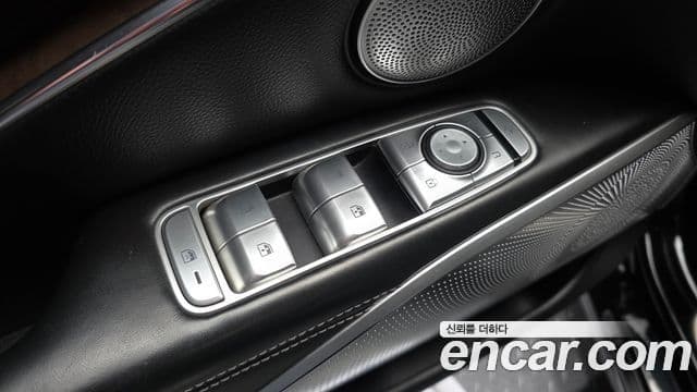 Kia The K9 2022 — Photo 29/32