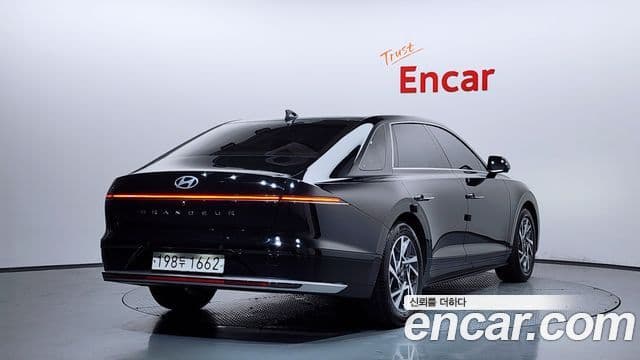 Hyundai Grandeur 2023 — Şəkil 2/20