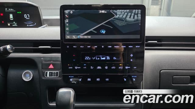 Hyundai Staria 2021 — фото 18 из 20