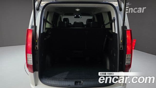 Hyundai Staria 2021 — ფოტო 20/20
