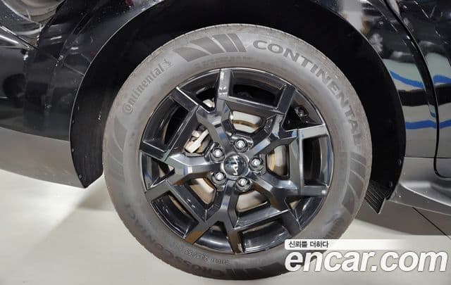 Kia Carnival 2024 — ფოტო 5/18