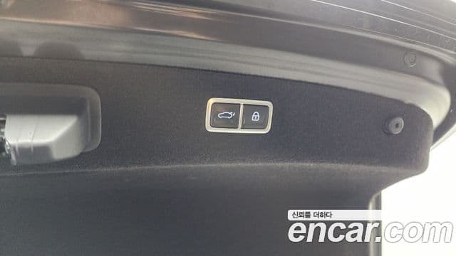 Genesis G90 2022 — Şəkil 24/34