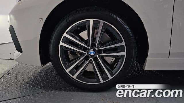 BMW 2 Series Gran Coupe 2022 — ფოტო 5/20