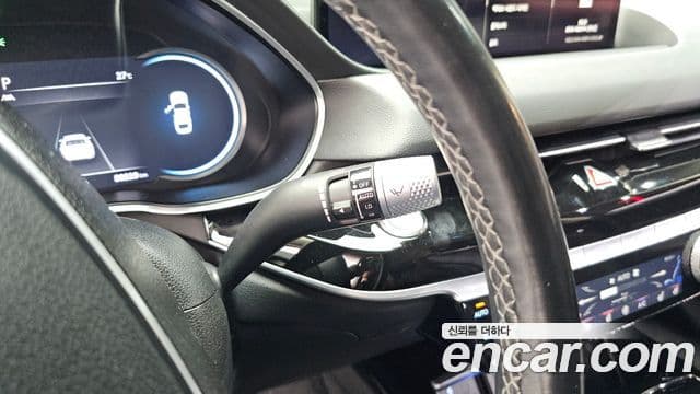 Genesis G80 2020 — Şəkil 28/32