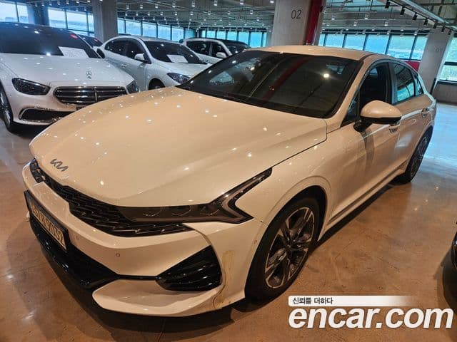 Kia K5 2022 — ფოტო 2/10