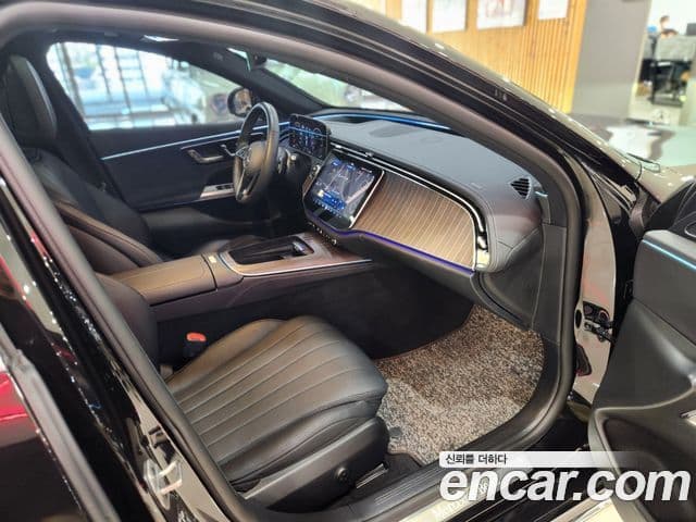 Mercedes-Benz E-Class 2025 — Şəkil 12/15