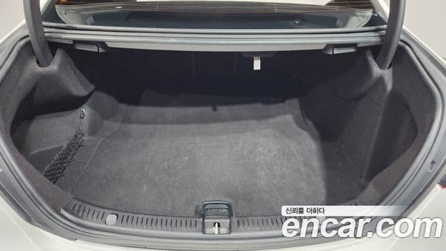 Mercedes-Benz E-Class 2023 — Фото 20/20