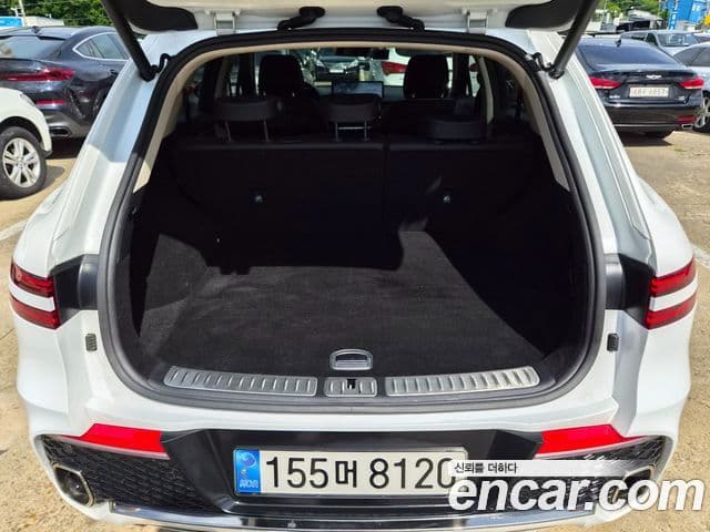 Genesis GV70 2022 — Şəkil 16/16