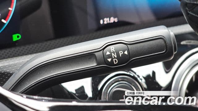 Mercedes-Benz A-Class 2021 — Şəkil 9/20