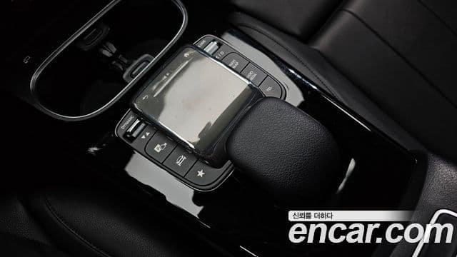 Mercedes-Benz A-Class 2021 — Şəkil 16/20