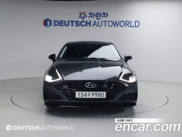 Hyundai Sonata 2022 — ფოტო 2/20