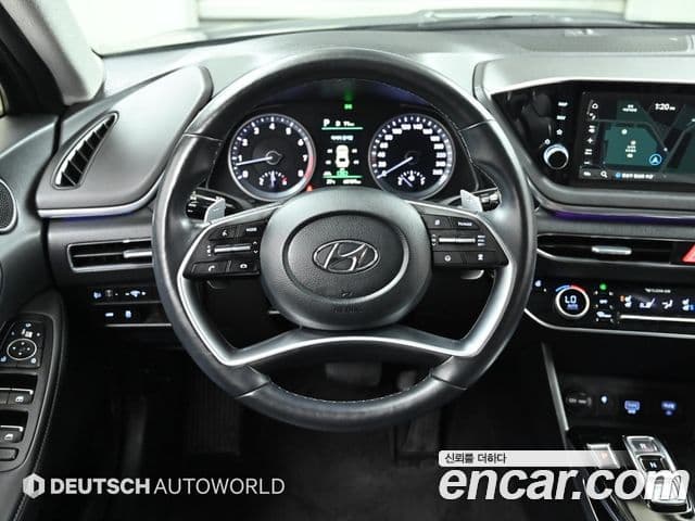 Hyundai Sonata 2022 — ფოტო 13/20