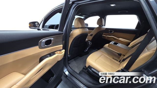 Kia Sorento 2021 — Фото 12/20