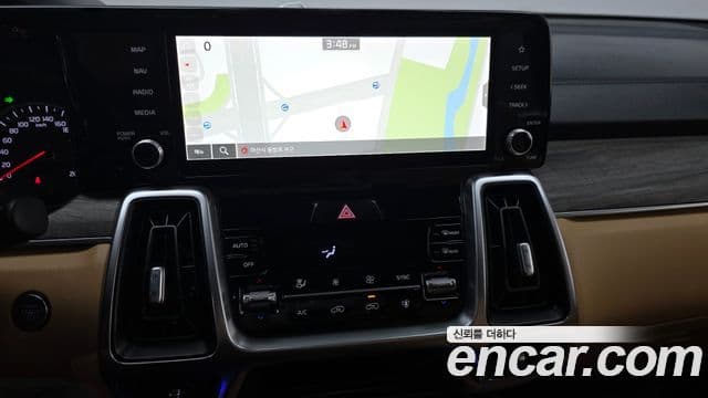 Kia Sorento 2021 — Фото 13/20