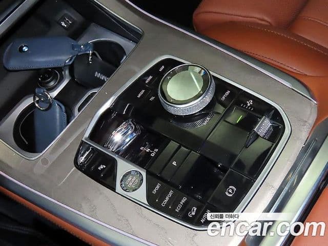 BMW X7 2024 — Şəkil 12/20