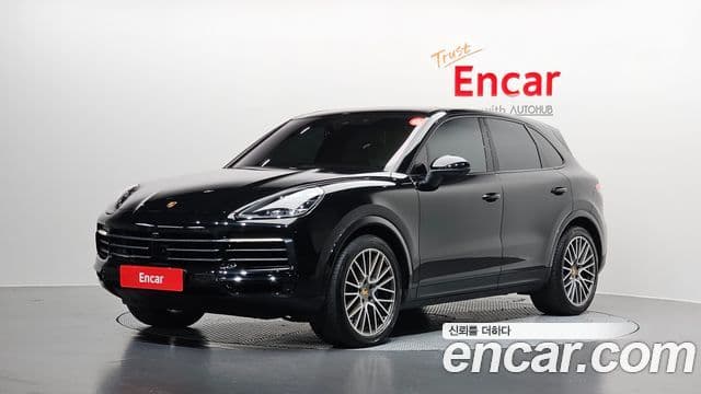 Porsche Cayenne 2022 — Photo 19/20