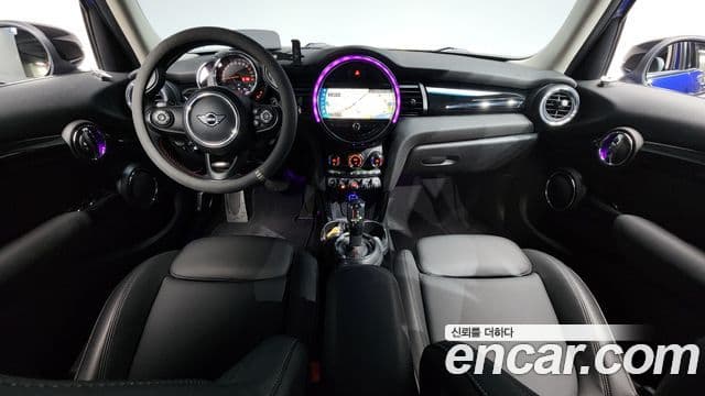 Mini Cooper S 2019 — Photo 32/32